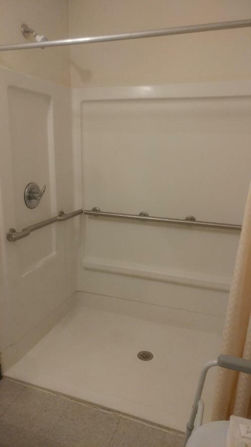 High Falls Inn & Suites المظهر الخارجي الصورة